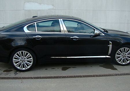Jaguar XF 3.0 V6 155kW Diesel Premium Luxury Premiu...