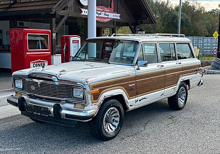 Jeep Wagoneer V8 Aut.