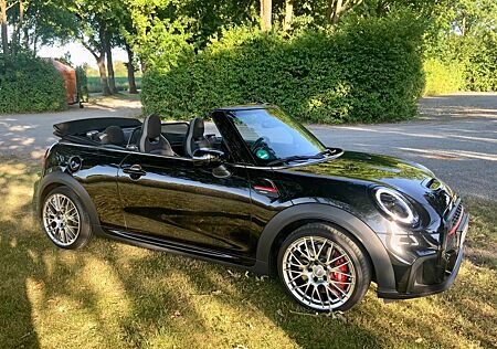 Mini John Cooper Works Cabrio JCW Cabrio Classic ...