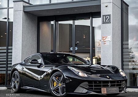Ferrari F12 6.3 Berlinetta / New Power Warranty / AFS /