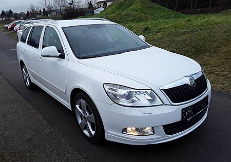 Skoda Octavia 1.6 TDI DSG Sport Edition Combi Spor...