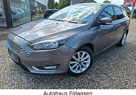 Ford Focus Turnier Titanium + TOP + TÜV + Service +