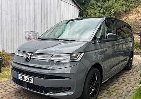 VW T7 Multivan Volkswagen 2.0 TDI DSG Langer Überhang Edition