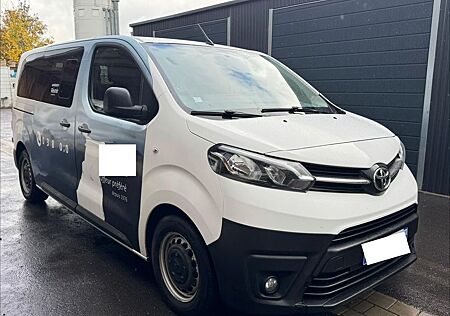 Toyota Pro Ace Proace (Verso) 1,5-l-D-4D L1 9-Platz Navi