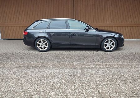 Audi A4 2.0 TDI (DPF) Attraction Avant Attraction