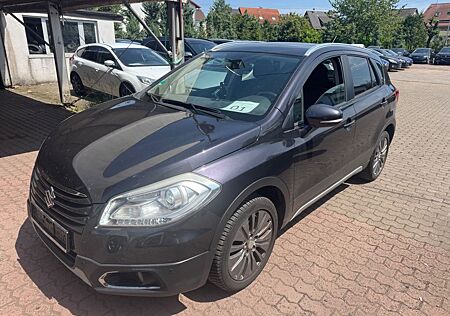Suzuki SX4 S-Cross 4x4 "VOLLAUSSTATTUNG"Top-Zustand"