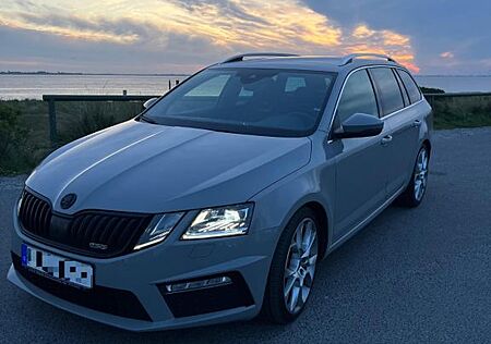 Skoda Octavia 2.0 TSI DSG RS Combi RS