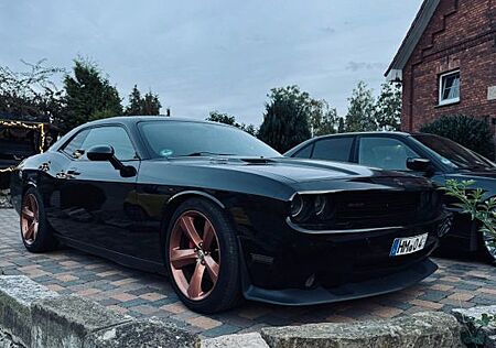 Dodge Challenger SRT8 LPG