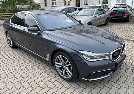 BMW 740 d xDrive Standheizung/Soft-close/Head-up/TV