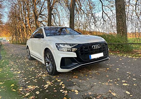 Audi Q8 50 TDI quattro tiptronic -