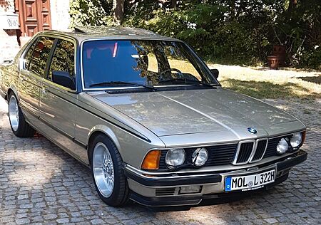 BMW 735 Executive Klima Leder Schiebedach Top Zustan