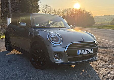 Mini Cooper Cabrio Sommer-Winterreifen 8fach, Alu,SHZ