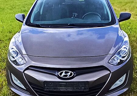 Hyundai i30 1.6 CRDi 81kW Style Style