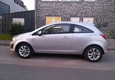 Opel Corsa 1.2 ENERGY Edition / NUR 57450 KM