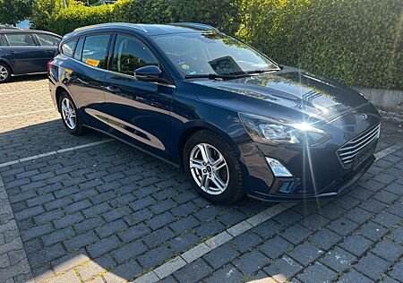 Ford Focus Turnier Cool & Connect*Navi*Klima