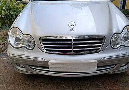 Mercedes-Benz C 280 4MATIC AVANTGARDE Avantgarde