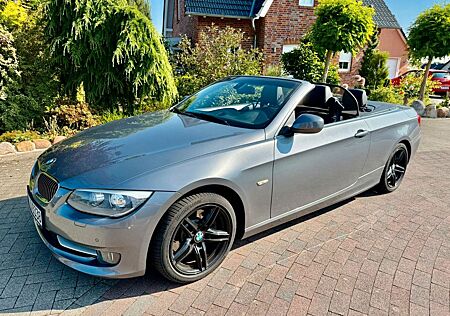 BMW 330d Cabrio mit Windschott*Leder*Navi*Xenon