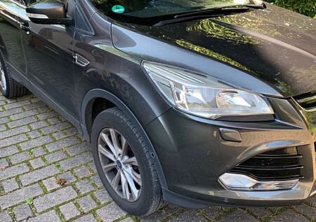 Ford Kuga 2,0 TDCi 4x4 110kW Titanium PowerShift ...