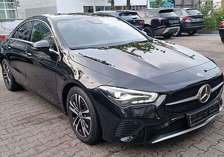 Mercedes-Benz CLA 200 Lim Ben Automatik 163PS Facelift MBUX