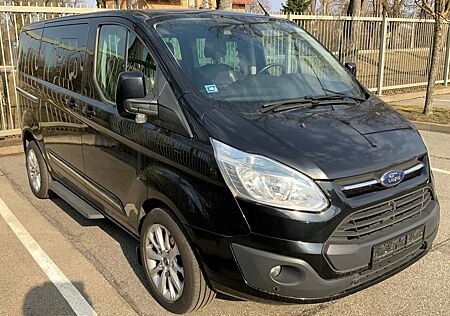 Ford Tourneo Custom 61000km 8Sitze Diplomatenfahrzeug