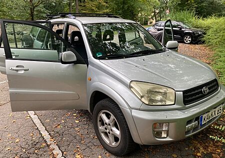 Toyota RAV 4 2.0-VVT-i 4x4 - plus Extras