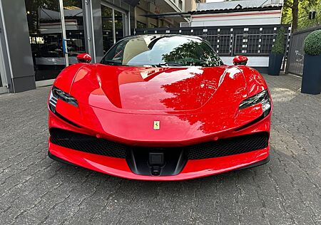 Ferrari SF90 Spider