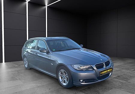 BMW 325i 3 Touring PANO AHK NAVI XENON SHZ PDC KLIMA