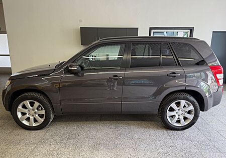 Suzuki Grand Vitara 2.4 VVT Club Automatik TÜV Neu