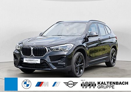 BMW X1 xDrive 25d Sport Line PANO AHK HUD LED ACC