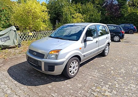 Ford Fusion 1,4 16V + aus 2.Hd 117885 km