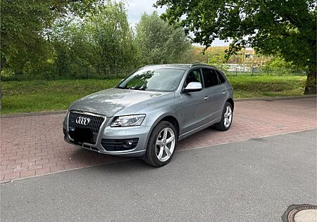 Audi Q5 2.0 TDI S tronic quattro -