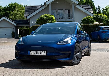 Tesla Model 3 AWD Long Range