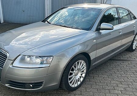 Audi A6 Lim. 2.4 S-Line Paket