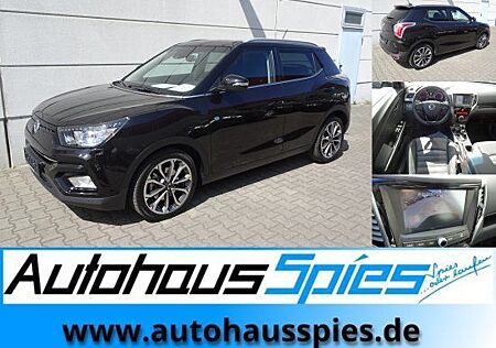 SsangYong Tivoli 1.6 E-XDI 4WD AT Sapphire AHK HID-Licht S