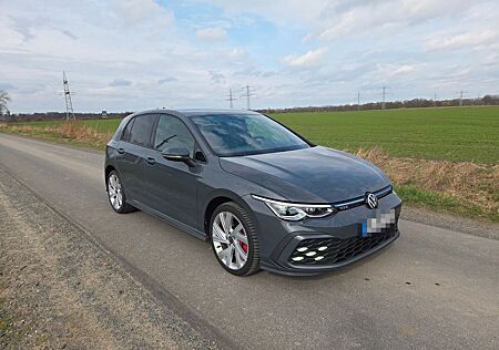 VW Golf Volkswagen 1.4 eHybrid OPF DSG GTE GTE - 8fach bereif