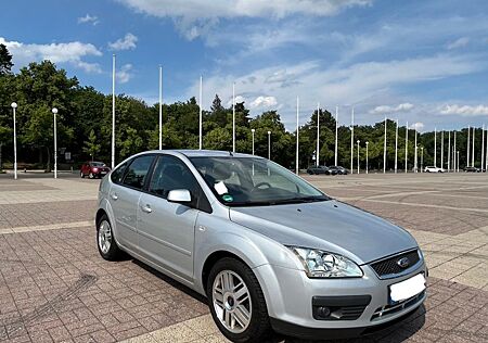 Ford Focus 1,6 Ghia Autom. Ghia