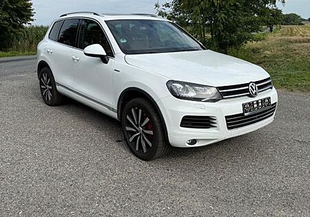 VW Touareg Volkswagen 4.2 V8 TDI Tiptronic Edition X Edition X