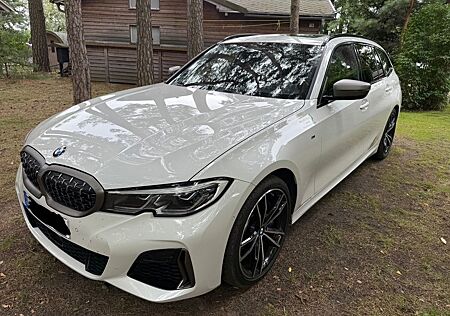 BMW 340 M340i xDrive Touring/Garantie/Pano/Perform. Sitz