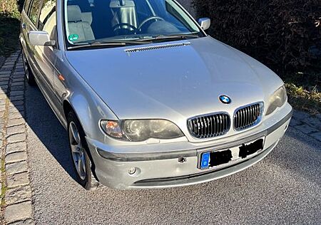 BMW 325xi touring -