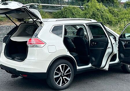 Nissan X-Trail 4x4, TEKNA Pano,Navi,LED,360 Kam,Sthzg,