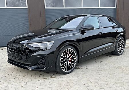 Audi Q8 SUV TFSIe qu. S-line MASSAGE LASER OLED