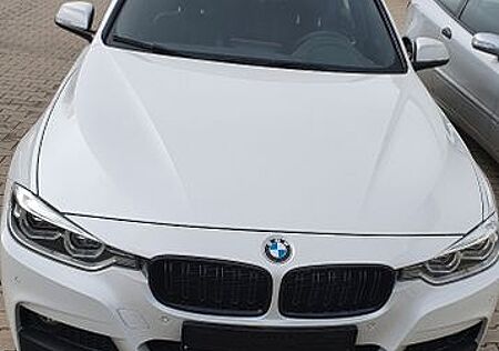 BMW 328i xDrive -