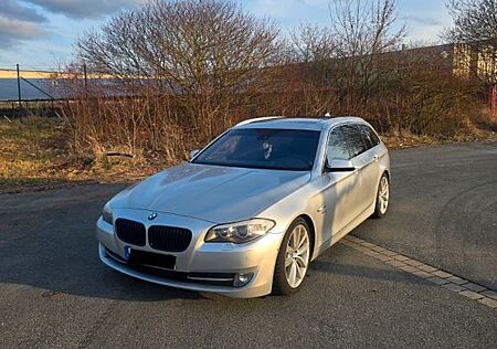BMW 530d xDrive Touring -