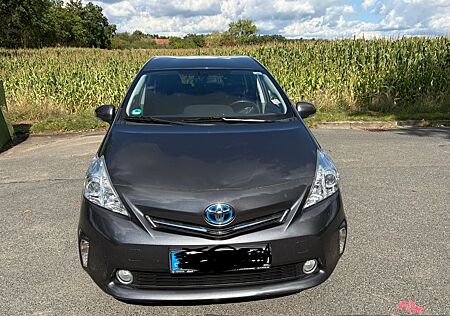 Toyota Prius +