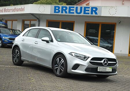 Mercedes-Benz A 250 e Klimaautomatik MBUX High End Navi