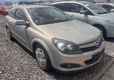 Opel Astra H GTC Basis