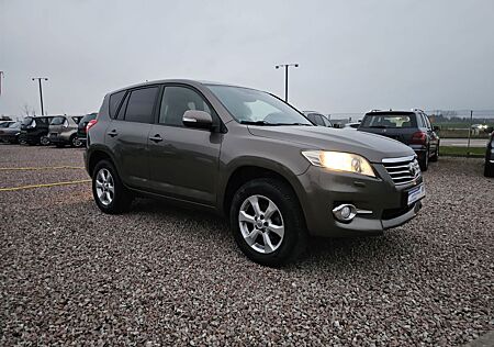 Toyota RAV 4 RAV4 Executive 4x4 Top zustand! HU&AU neu!