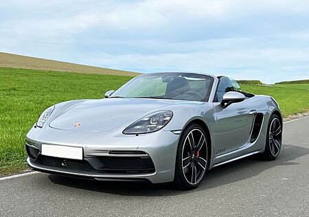 Porsche Boxster 718 GTS 4.0 PASM LED SHZ LEDER