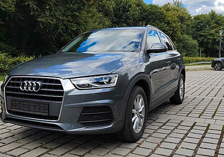 Audi Q3 2.0 TDI S tronic -