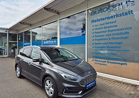 Ford S-Max Titanium 2.0 TDCI 7-Sitzer LED